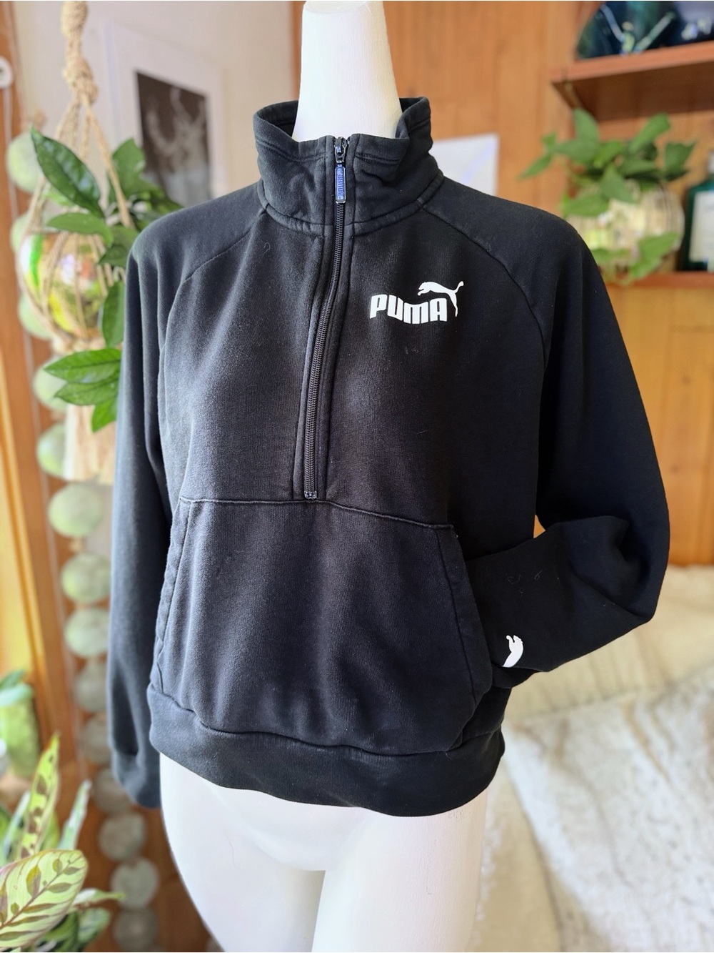 PUMA Women’s Black Half Zip Pullover Sweatshirt Kangaroo Pocket Size M
